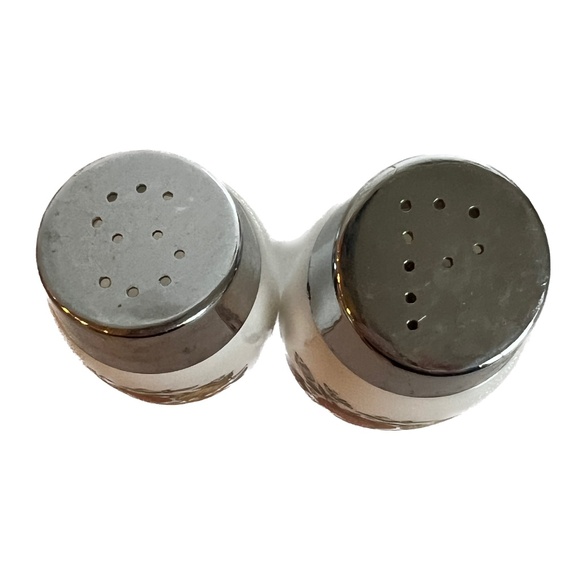 Vintage Spice of Life Salt & Pepper Shakers Vegetables Van Pak Canada White - Picture 4 of 6